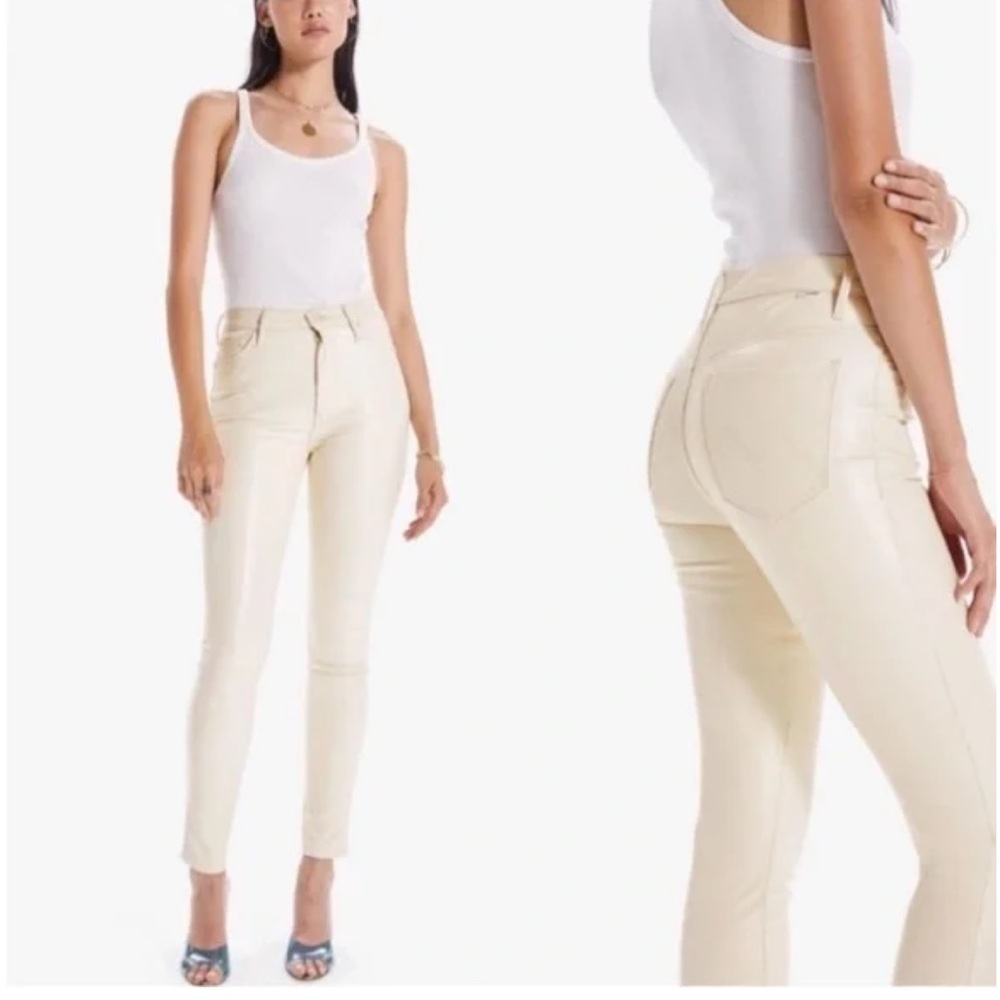 MOTHER Cream Trousers Sleek Design